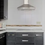 Sunny In The Historic Centre- Private Parking דירה