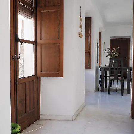 Sunny In The Historic Centre- Private Parking Cordoba