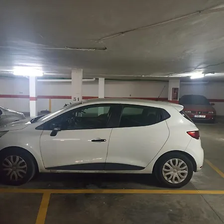 公寓 Sunny In The Historic Centre- Private Parking *