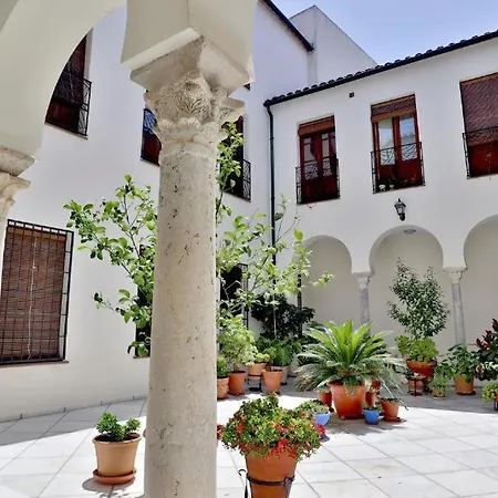 Sunny In The Historic Centre- Private Parking Apartment *