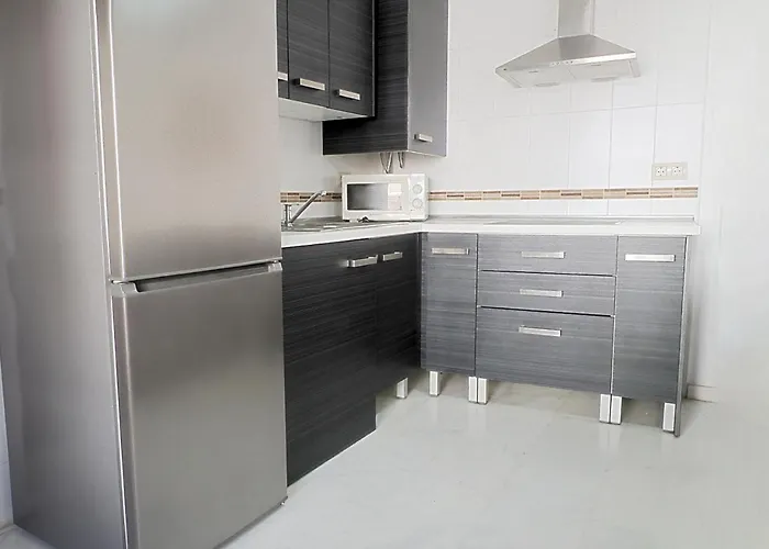 Sunny In The Historic Centre- Private Parking *