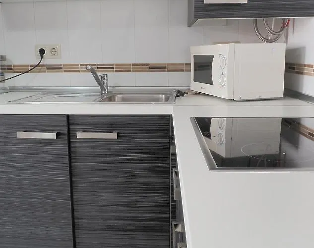 Sunny In The Historic Centre- Private Parking Апартаменти *