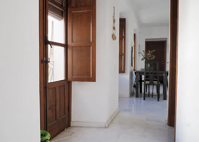 Sunny In The Historic Centre- Private Parking Кордова